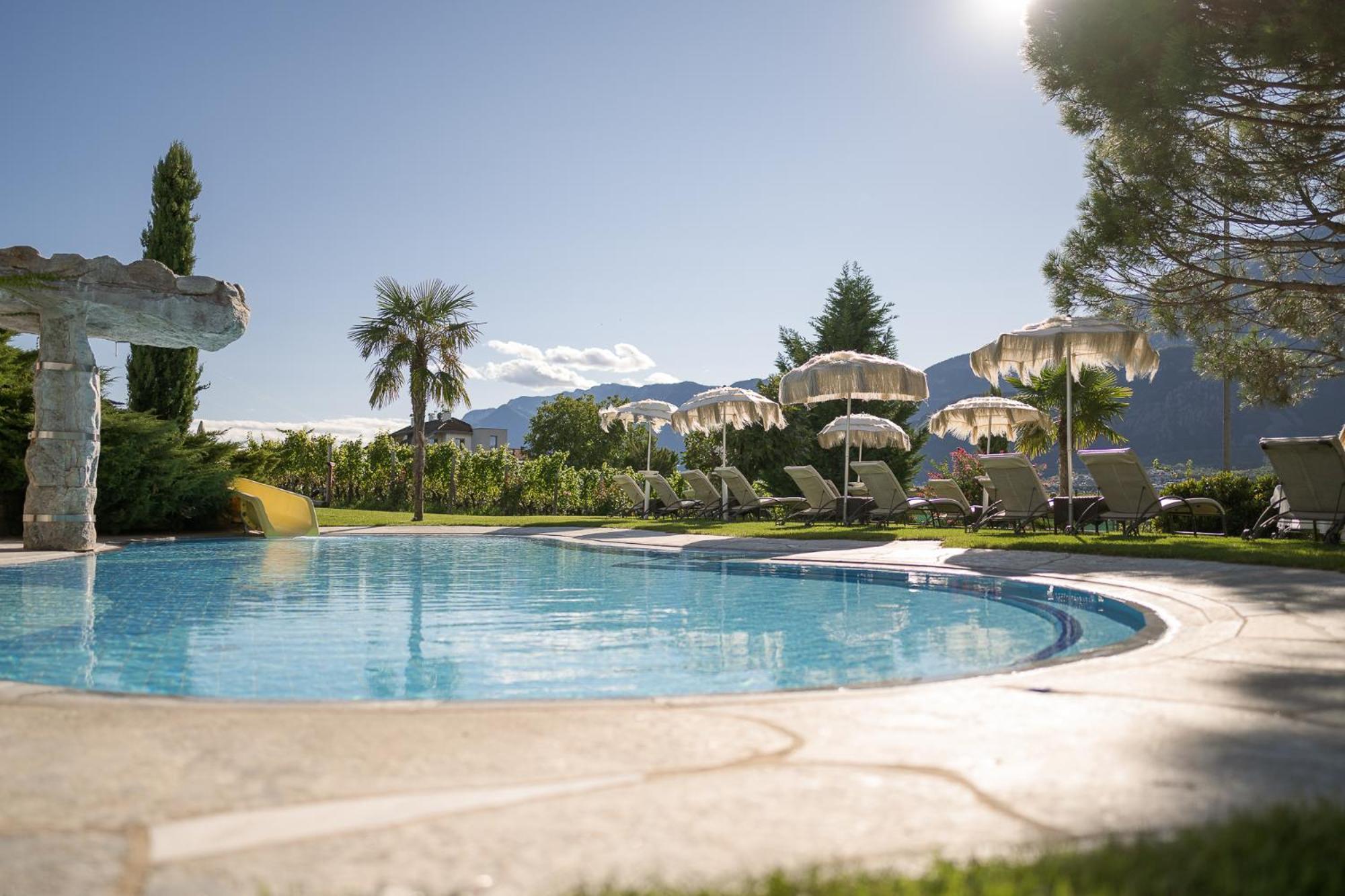 Weinegg Wellviva Resort Аппиано-Сулла-Страда-дель-Вино Экстерьер фото